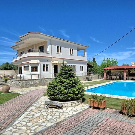 Acharavi Beach Villa By Posarellivillas Εξωτερικό φωτογραφία