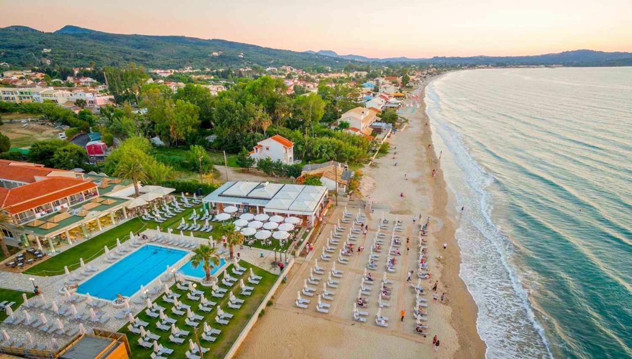 Acharavi Beach Villa By Posarellivillas Εξωτερικό φωτογραφία